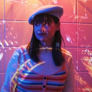 Meet your Posher, Elise